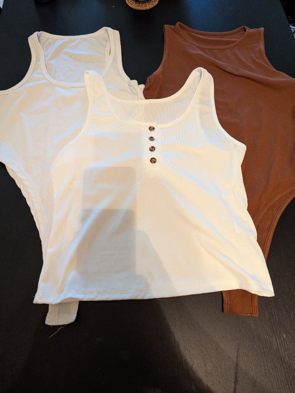 Summer tops ! 2 bodysuits and a cami